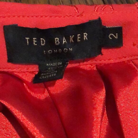 TED BAKER LONDON Red Sleeveless Holiday Dress Keyhole Accent On Back Sz 2 - Picture 4 of 16